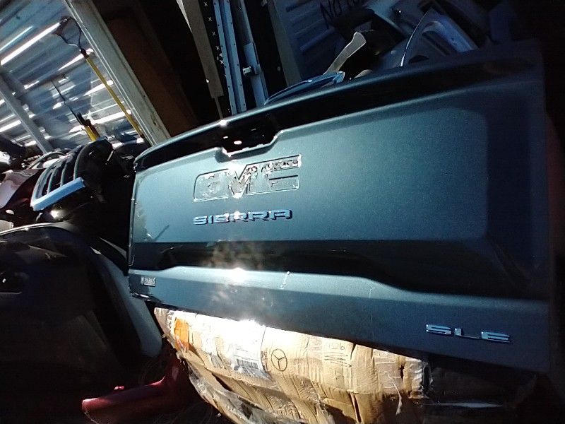 2019 To 2021 GMC Tailgate This Is A OEM One Piece Tailgate