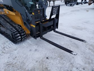 Stinger Attachments Heavy Duty Pallet Forks (5500#-48")