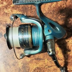 Shimano Symmetry 2500 Spinning Reel. $45
