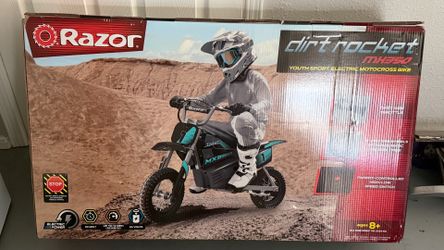 BRAND NEW Razor Dirt Rocket MX350