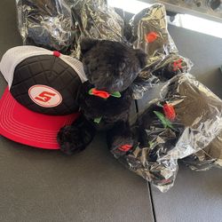 Snap-on Hat And Snap-on Bears Lot