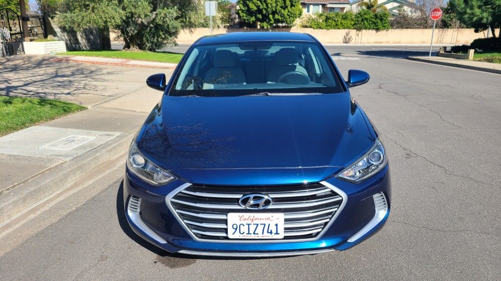 2017 Hyundai Elantra