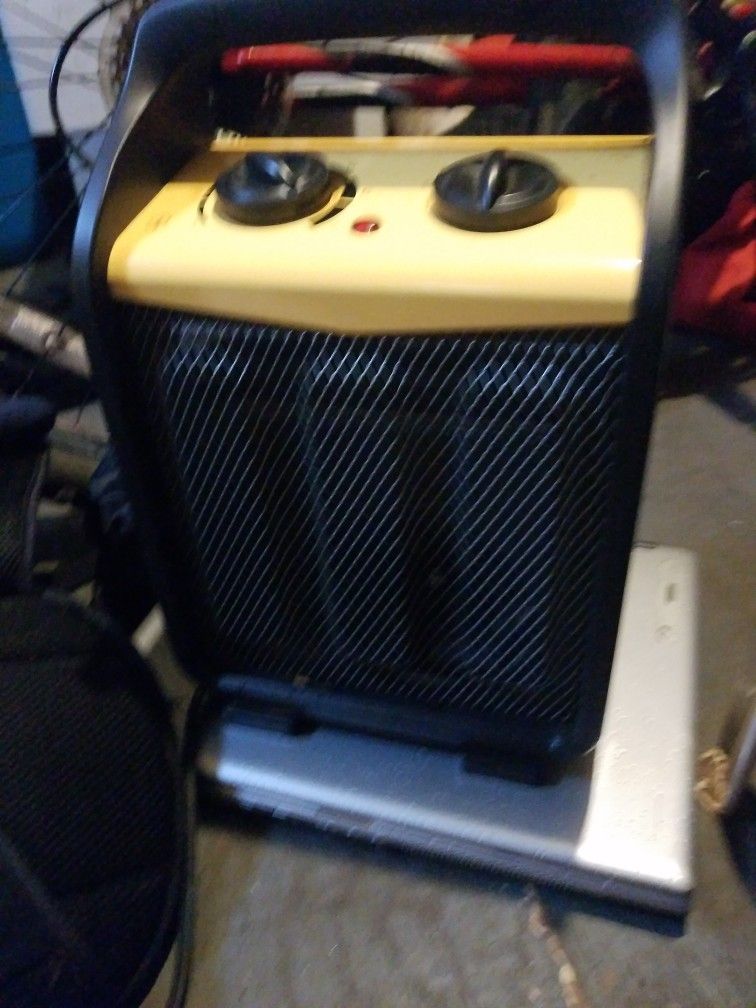 Dewalt Heater Like New!!!