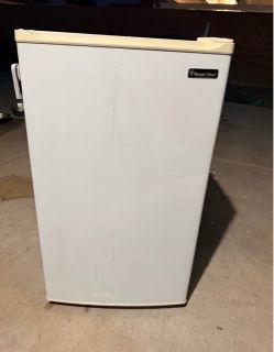 Mini small refrigerator