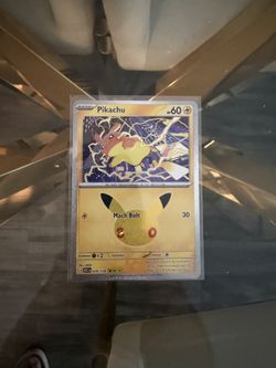 Pikachu - 030/128 - ME: 30th Celebration (30C)
