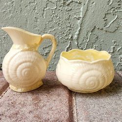 Belleek Pottery Sugar Bowl And Creamer Shell Design Vintage Rare