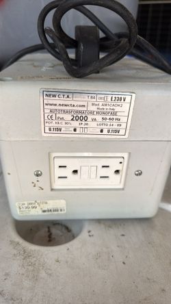220-240 volts to 115 volts transformer