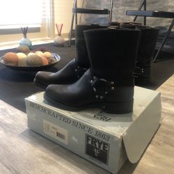 Fye 8r Harness Mens Size 10M  “Brand new”