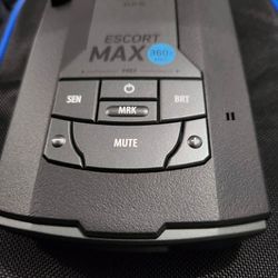 Escort MAX 360c MKII Radar and Laser Detector & Escort M2 Smart Dash Cam Bundle