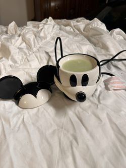 Scentsy Warmer Disney Mickey Mouse 7 Tall for Sale in Temecula, CA -  OfferUp