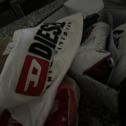 PORCH PICKUP ASAP Jordan 5s and Men Diesel Shirt Duo