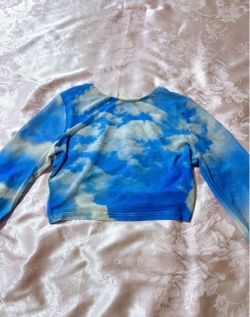 Cloud Print Mesh Long Sleeve Crop Top