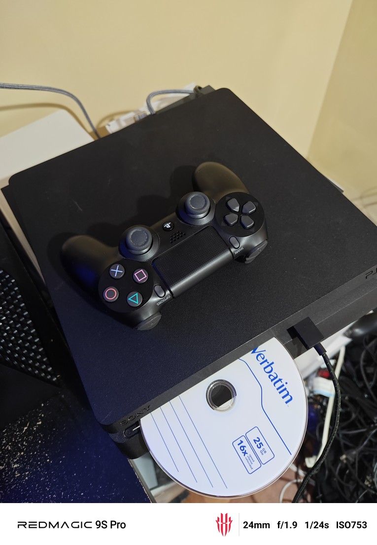 Jailbreak PS4 Slim Playstation Sale/Trade Unlocked