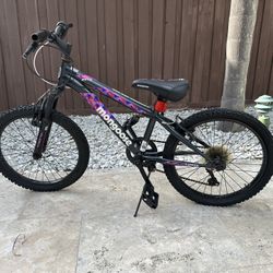 Mangoose Kids Bike !