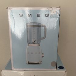 SMEG Blender Brand New