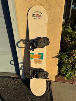 Da Kine Snowboard and Bindings