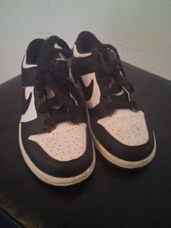 Nike Dunk Low Black White Sneakers