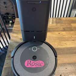 i3+ Roomba Vacuum 