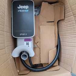 Jeep 4xe Charger 