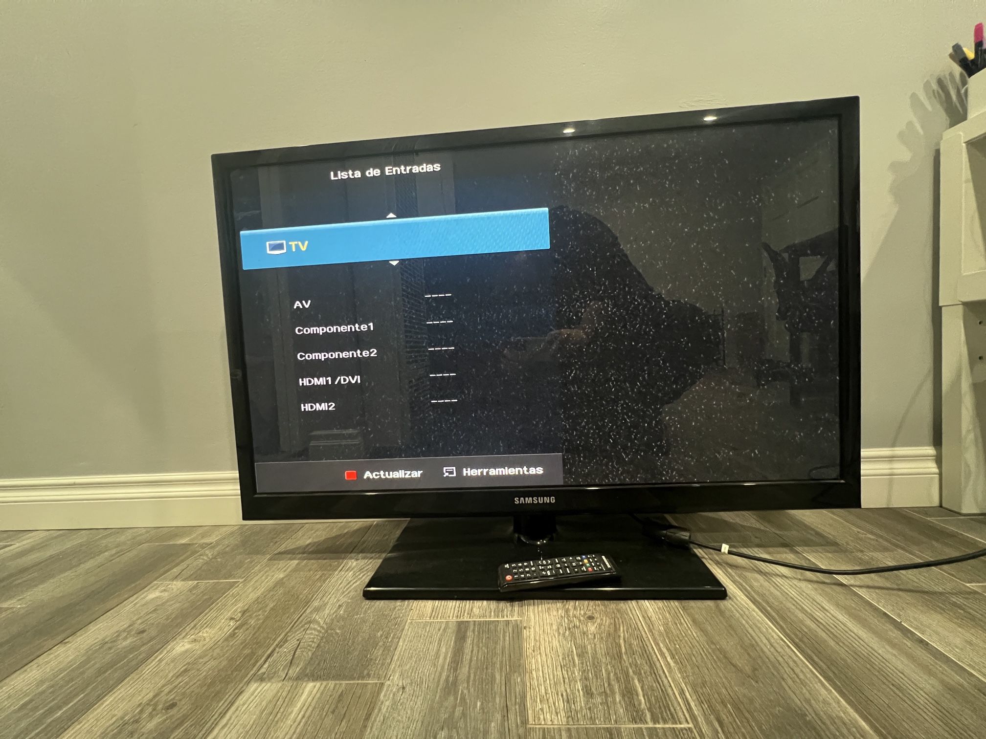 Samsung Tv (not Smart)