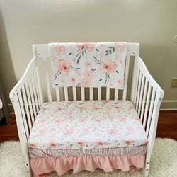 3-in-1 Convertible Mini Crib in White & Mattress X2