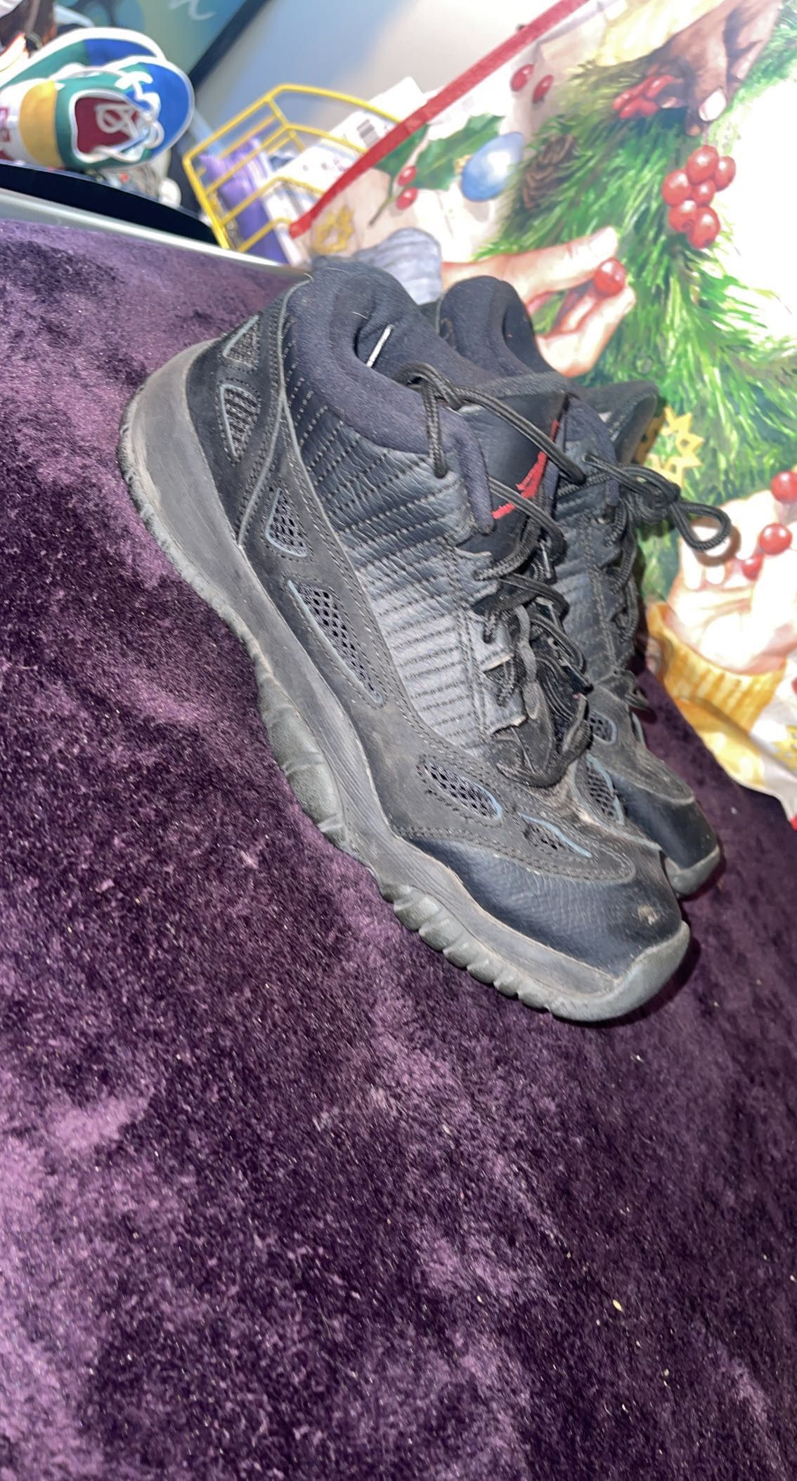Referee 11s Low