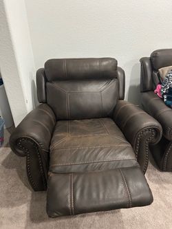 Brown Leather Recliner Chair Set
