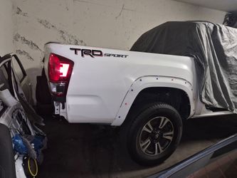 Toyota tacoma 2016-2023 bed