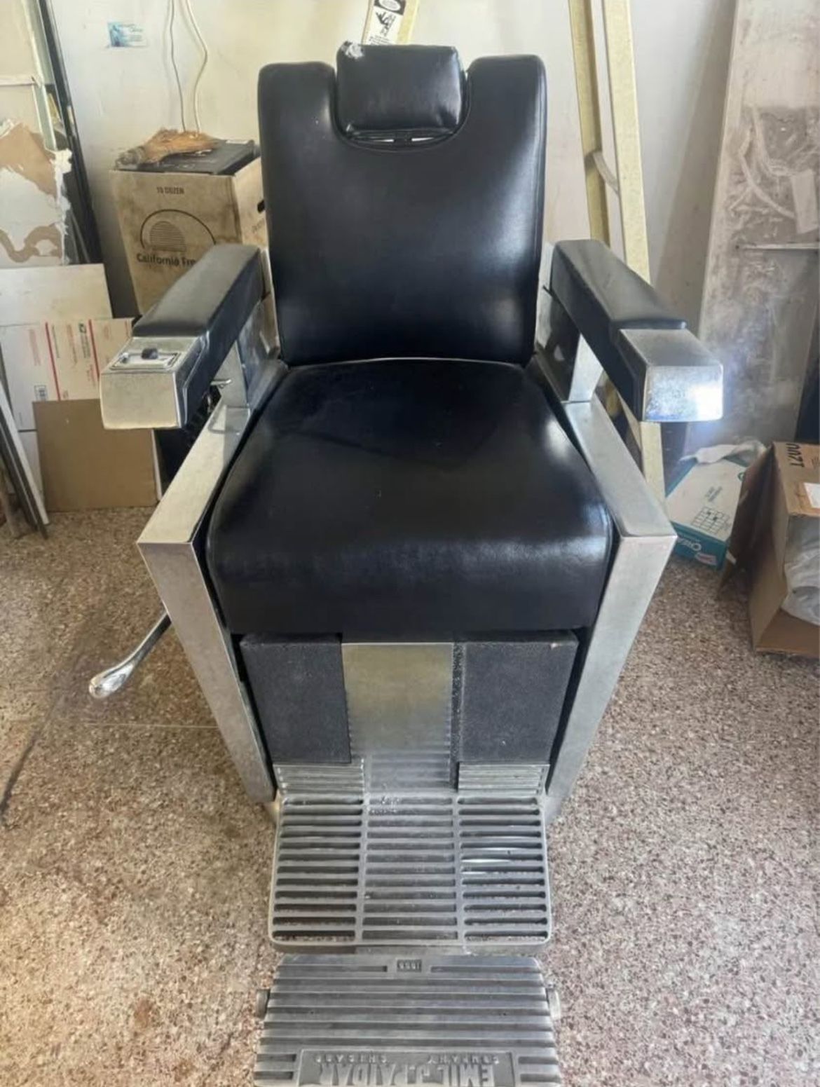 2x Antique Original Condition EMIL PAIDAR Co, Barber Chair