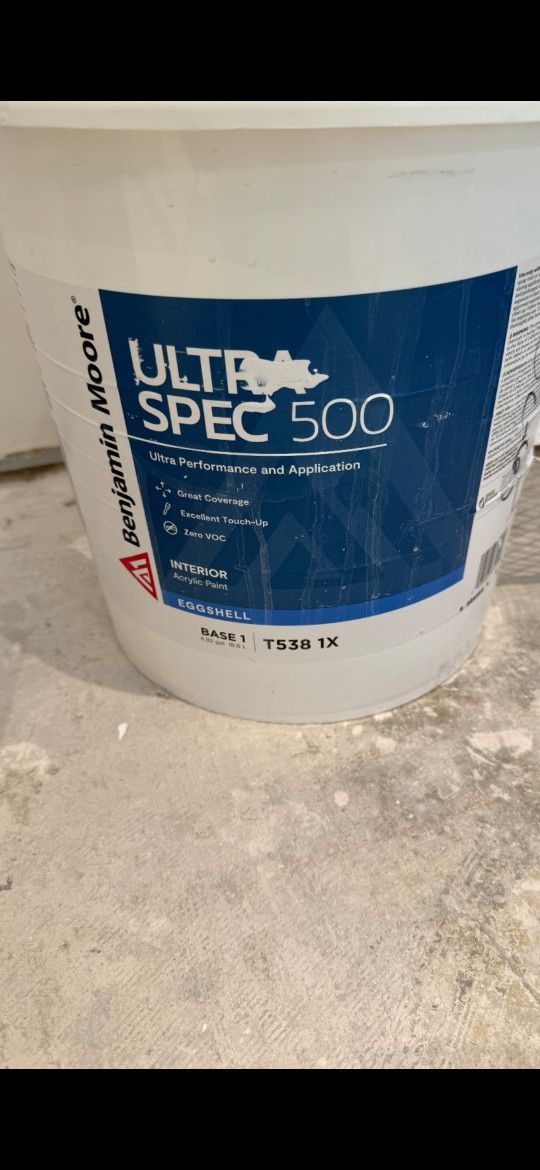 NEW BENJAMIN MOORE Ultra Spec