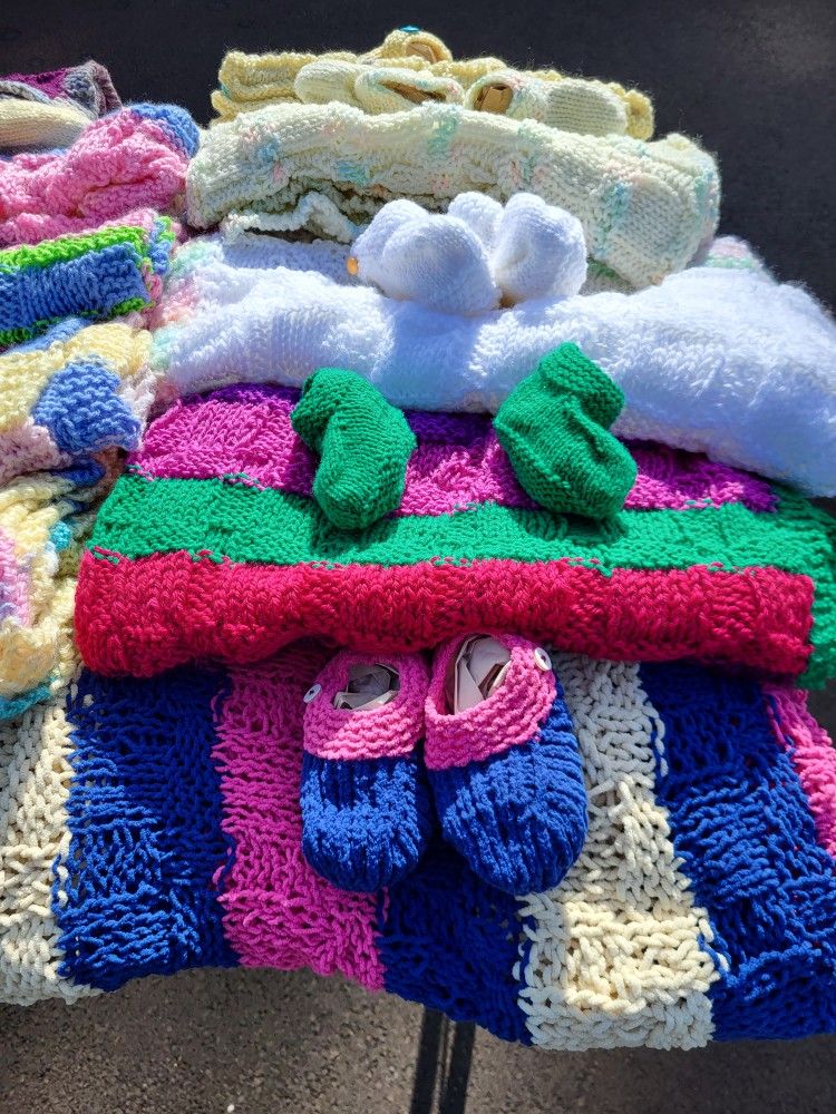 Adult And Baby Afghans With Matching Slippers/booties