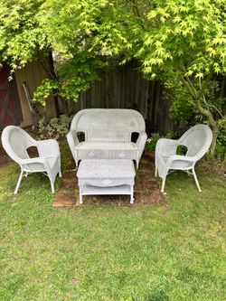 Grey Wicker Patio Set 