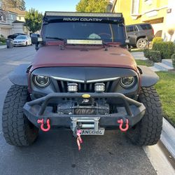 Jeep Sahara 4WD