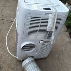 LG Portable fan