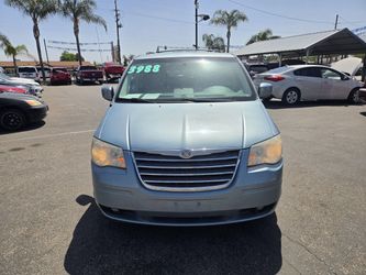 2010 Chrysler Town & Country
