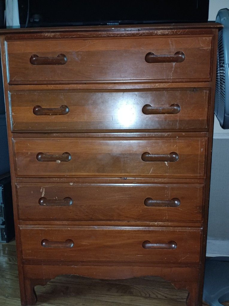 5 Drawer Cherry Stain Dresser