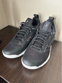 Mizuno Women's Wave Luminous 2 Volleyball Shoes size 8
