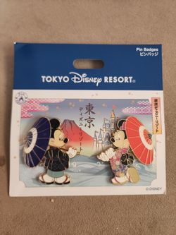 Tokyo disney trading pin
