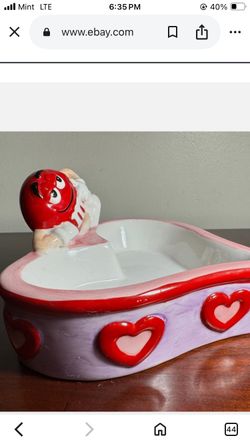 ed Approx: 4.5"tall with Original Candy. M&M's Plactic Red Character Heart Shaped Box With Original https://offerup.com/redirect/?o=Q2FuZHkuTWludA== C