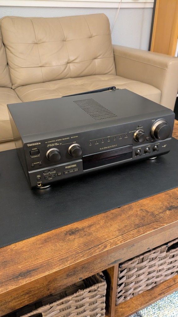 Technics AV Stereo Receiver SA-AX720 + Remote + RCA to 3.5mm Cable