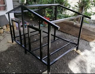 Fabricated Dog Kennel