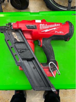 Milwaukee Nailer