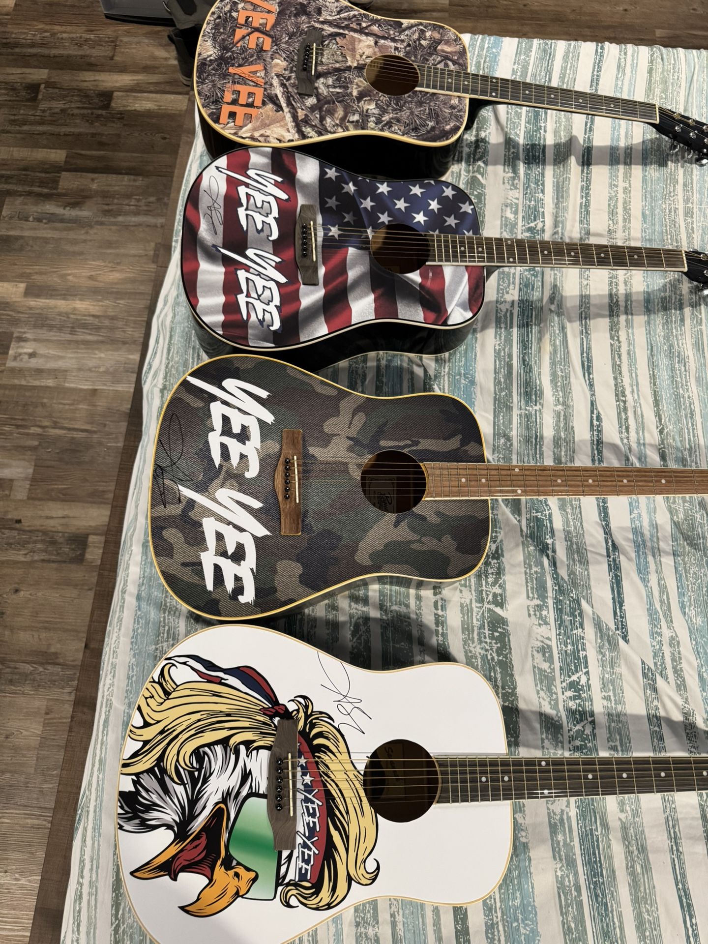 5 Brand New YEE YEE signed guitar