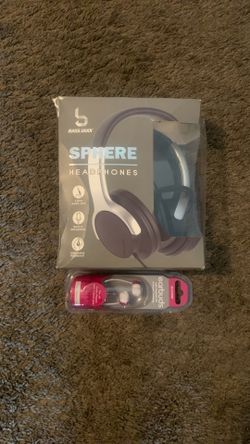 Headphones & Earbuds