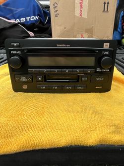 Toyota stock radio