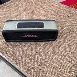 Bose Soundlink Mini With Case Works Great