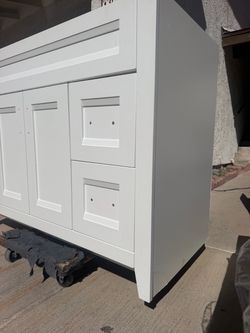 48” NO TOP BATHROOM VANITY NEW