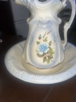 Wash Bowl / Pitcher