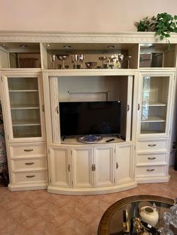 Wall Unit