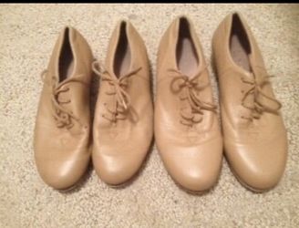 Bloch caramel tap shoes. Sizes 4 1/2 and 6. $20 a pair